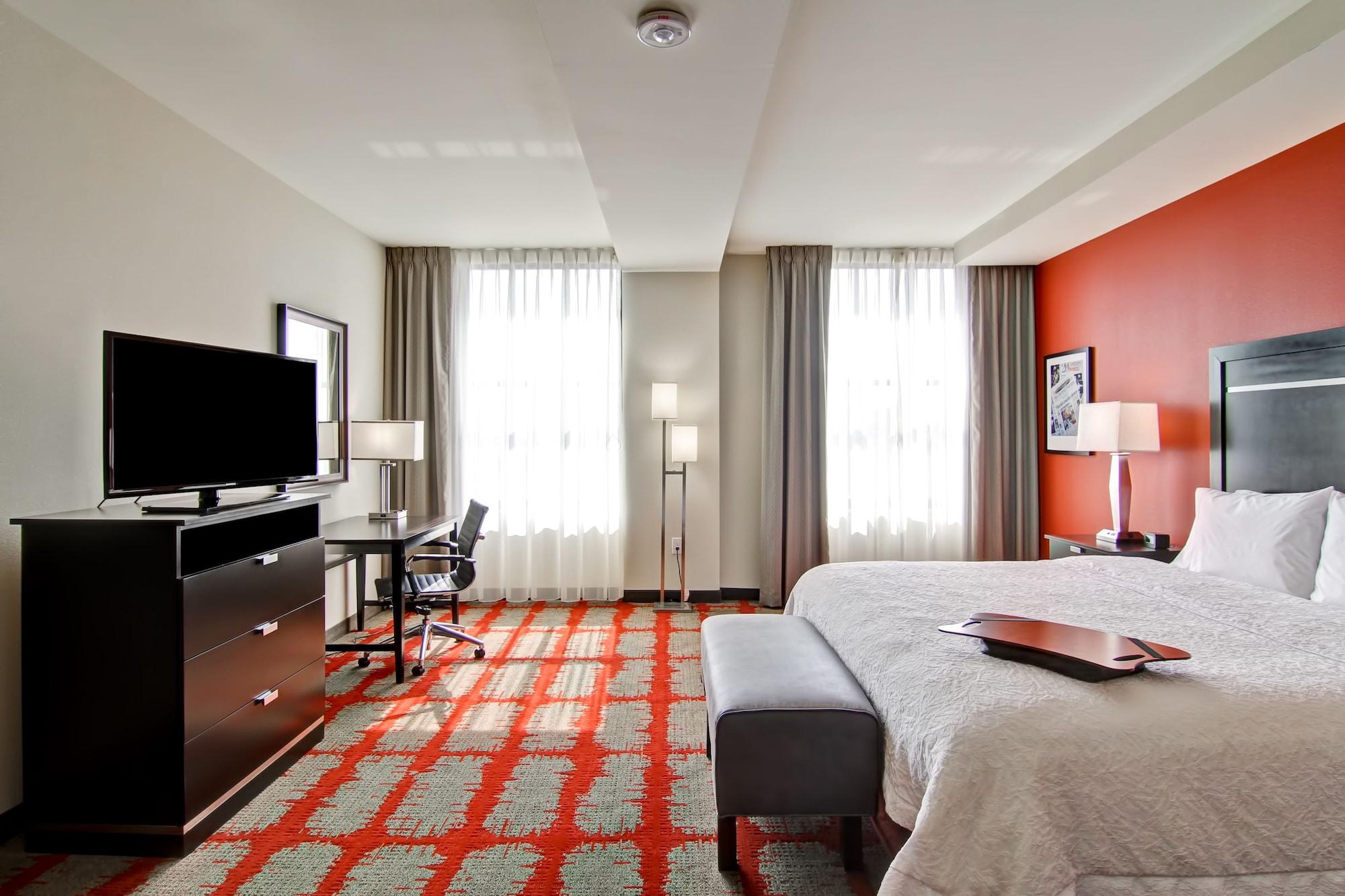 Hampton Inn And Suites Cincinnati - Downtown Exteriör bild