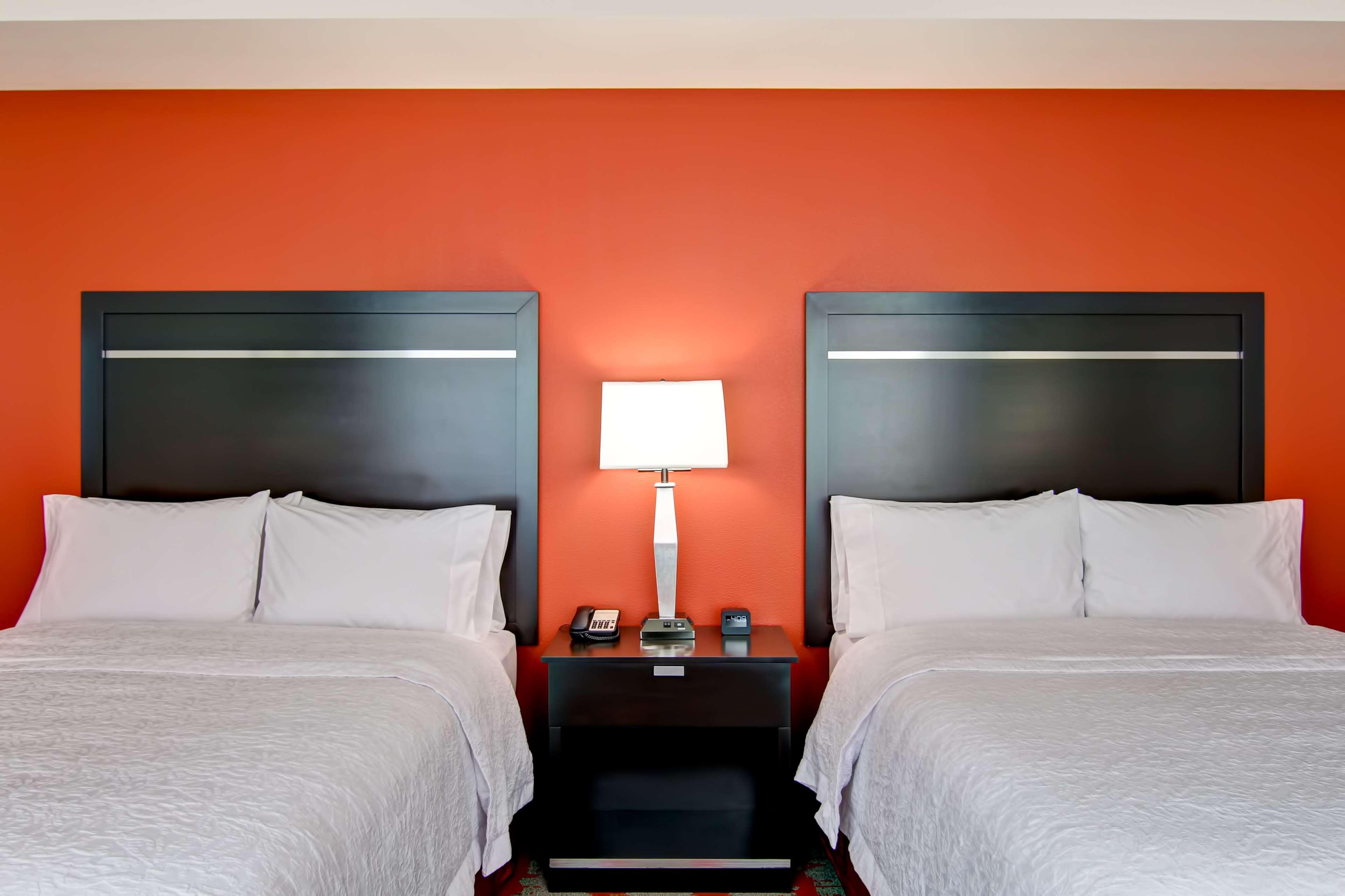 Hampton Inn And Suites Cincinnati - Downtown Exteriör bild
