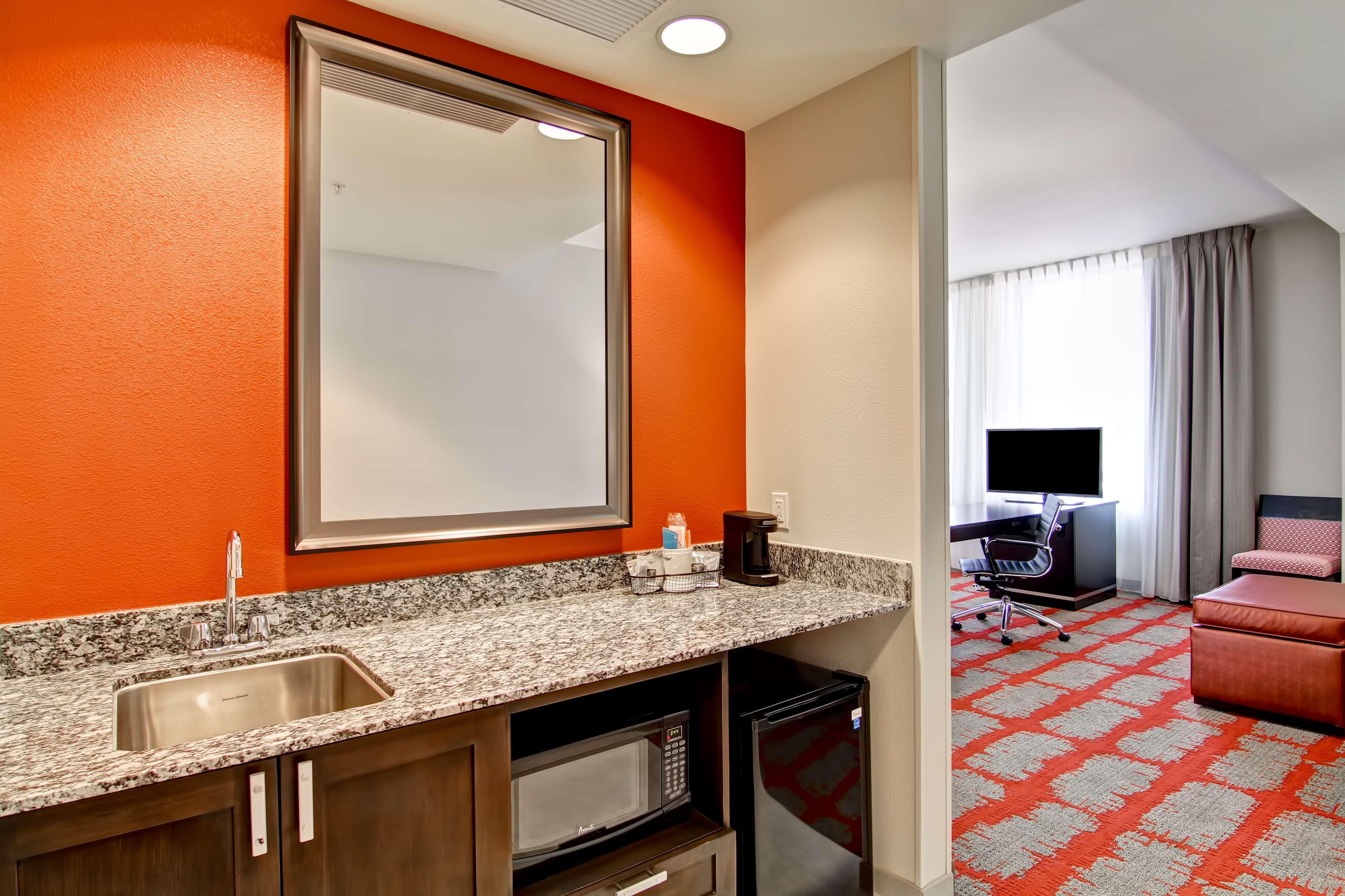 Hampton Inn And Suites Cincinnati - Downtown Exteriör bild
