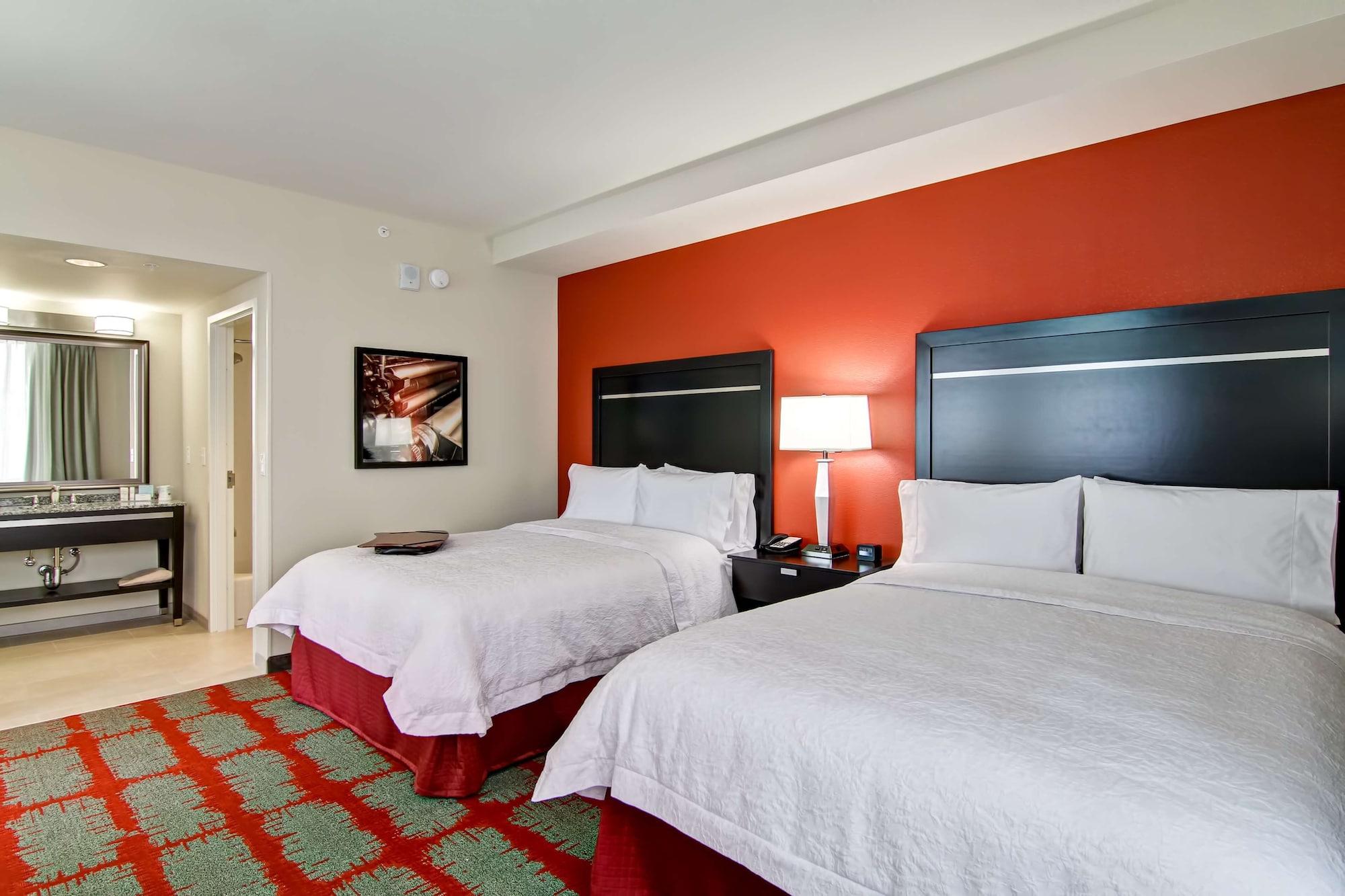 Hampton Inn And Suites Cincinnati - Downtown Exteriör bild