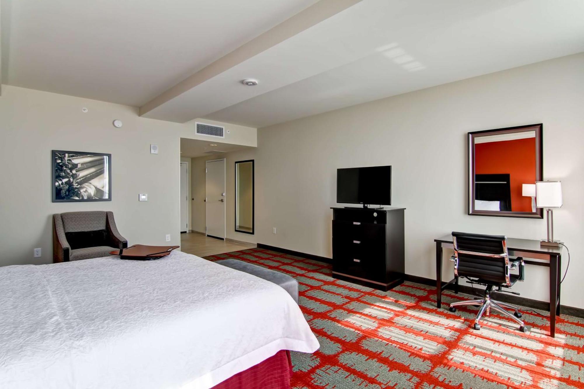 Hampton Inn And Suites Cincinnati - Downtown Exteriör bild